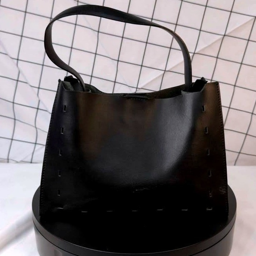MAXX New‎ York/Black Mini Tote Handbag/Sleek Leather Look~Peekaboo Stitch Design
